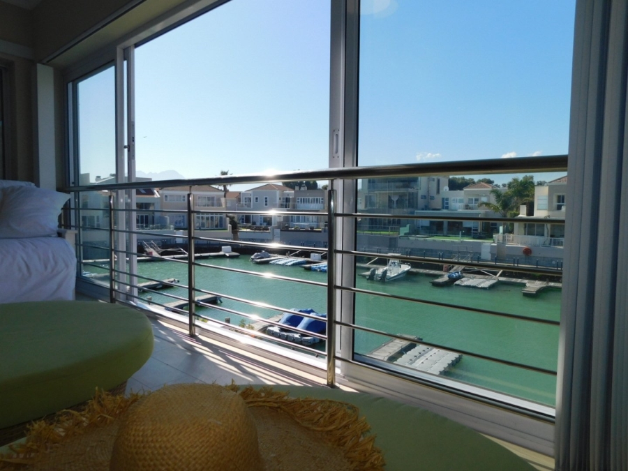 4 Bedroom Property for Sale in Harbour Island Western Cape